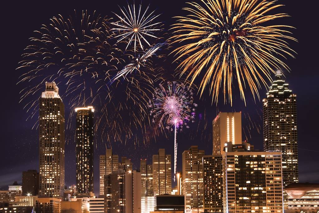 Atlanta (Georgia, EE.UU.) con fuegos artificiales