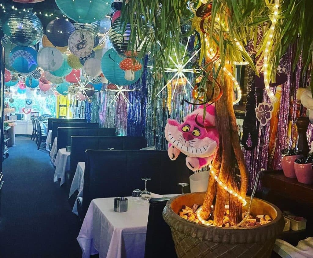 This OneOfAKind Italian Restaurant Is Devoted To Harry Potter Knick