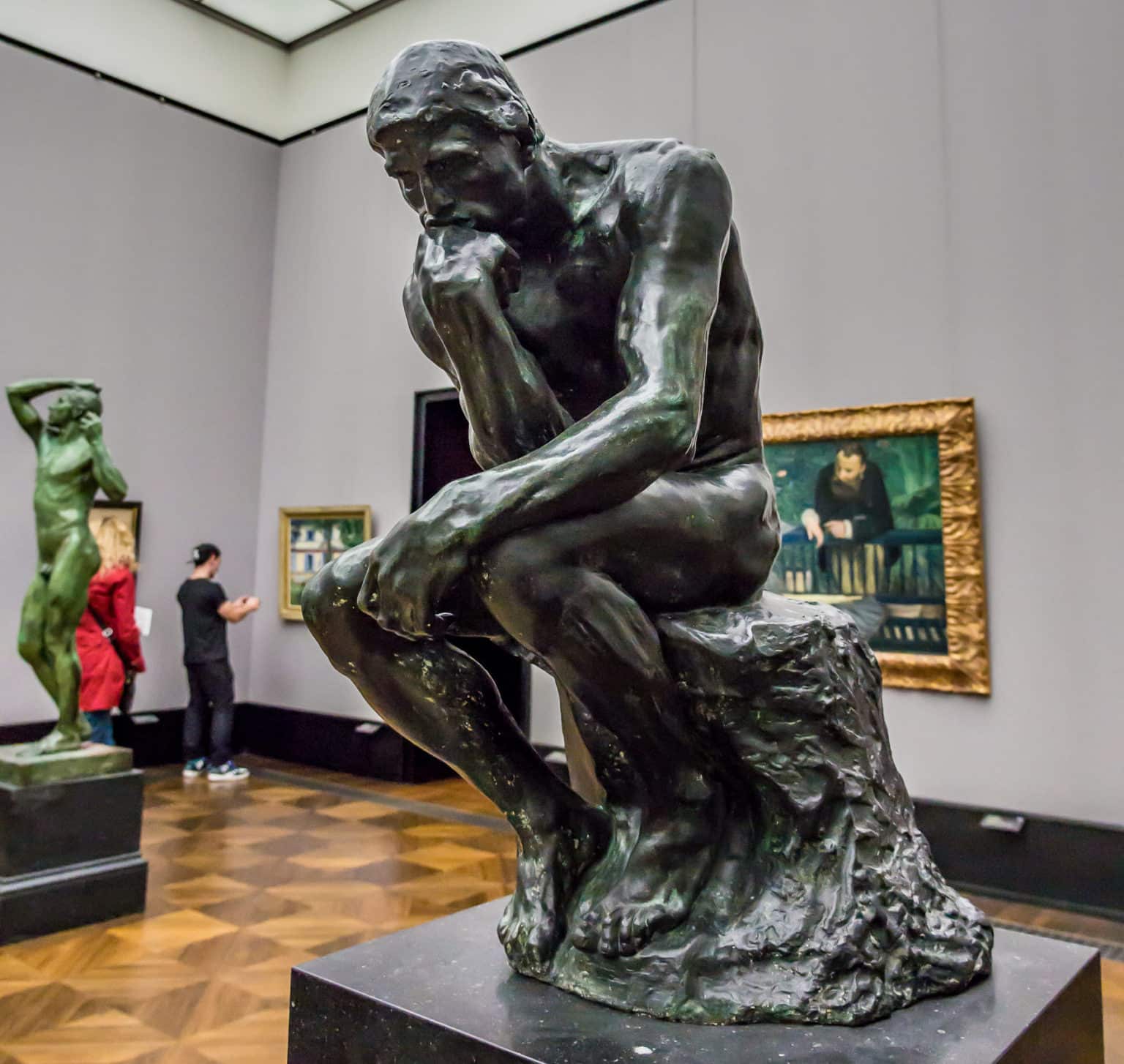 thinking man statue