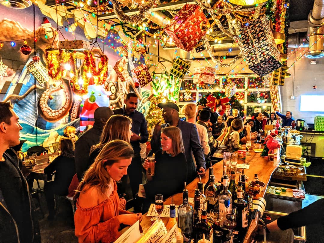 Best End Brewing's Mingle & Jingle Holiday PopUp Bar Is Back