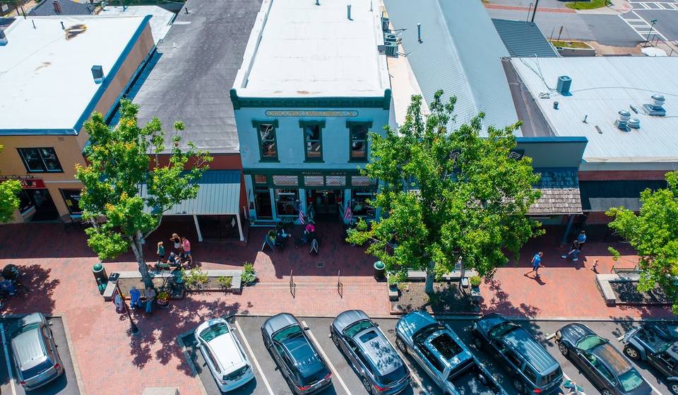 Two Of The &#8216;Top 100 Best Main Streets To Walk&#8217; In The Country Are In Georgia &#038; They&#8217;re Both Unexpected North Georgia Gems