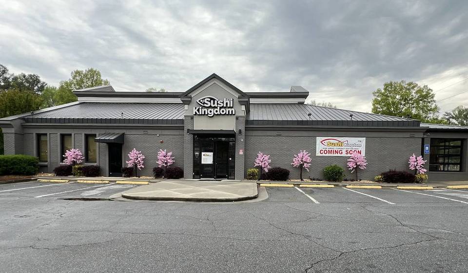 Get Bottomless Bubble Tea At This New Sushi Spot In Dunwoody