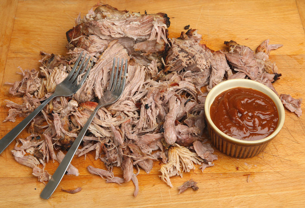 Cerdo desmenuzado con salsa barbacoa