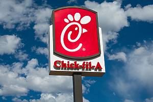 After 35 years in Metro ATL, Chick-fil-A is demolishing this beloved Dwarf House & replacing it with something new