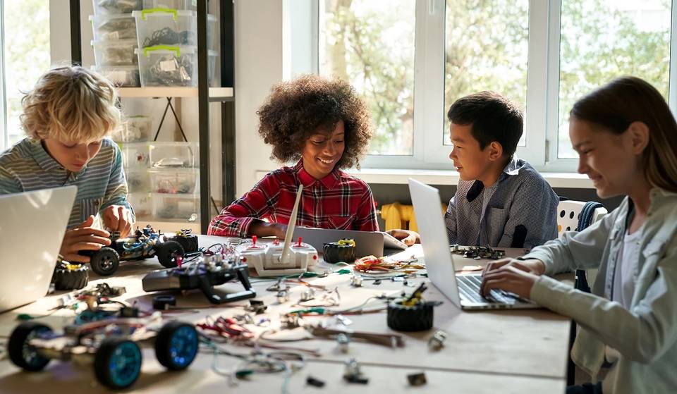 Este nuevo campamento de verano STEAM del Museo Mimms inspirará a montones de futuros innovadores con la ciencia, la tecnología y el arte