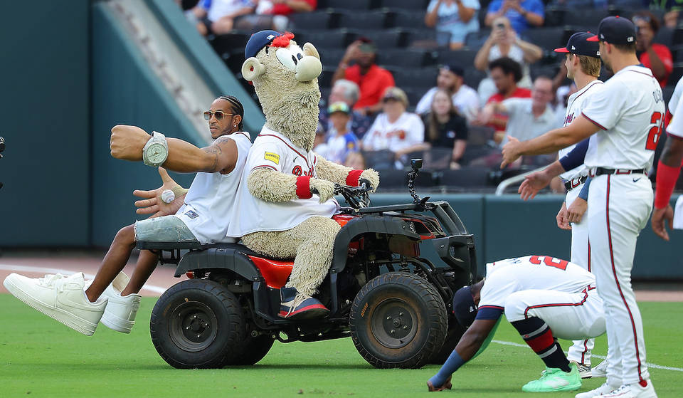 Atlanta Braves&#8217; Mascot, Blooper, Is One Of The Top 15 &#8216;Sexiest Mascots In Major League Baseball&#8217;
