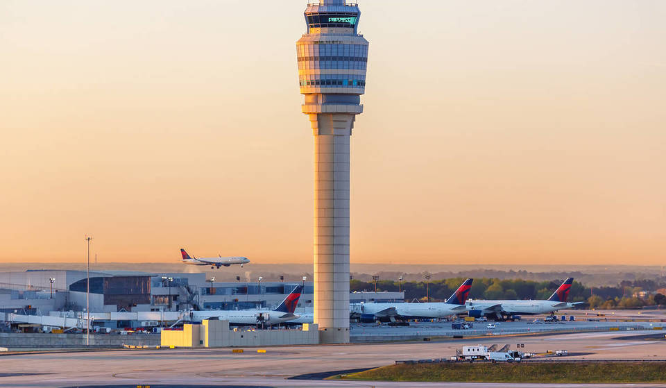 El Aeropuerto Internacional Hartsfield-Jackson de Atlanta es oficialmente el segundo mejor aeropuerto de EE.UU. para comer, con algunas de las opciones más baratas y de mayor calidad del país.