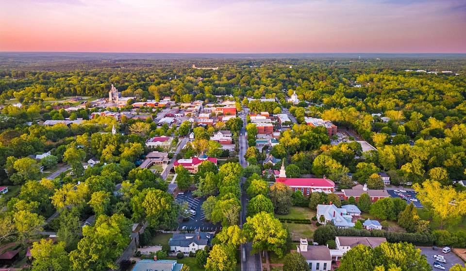Este pueblecito a sólo 1,5 horas de Atlanta es reconocido como «el más bonito del estado» – Famoso por ser uno de los 100 «mejores lugares del mundo» de la revista Time