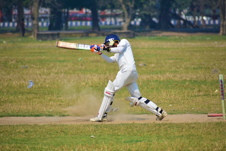 Kolkata, India - 03-01-2023 : A cricketer practice batting in the field .