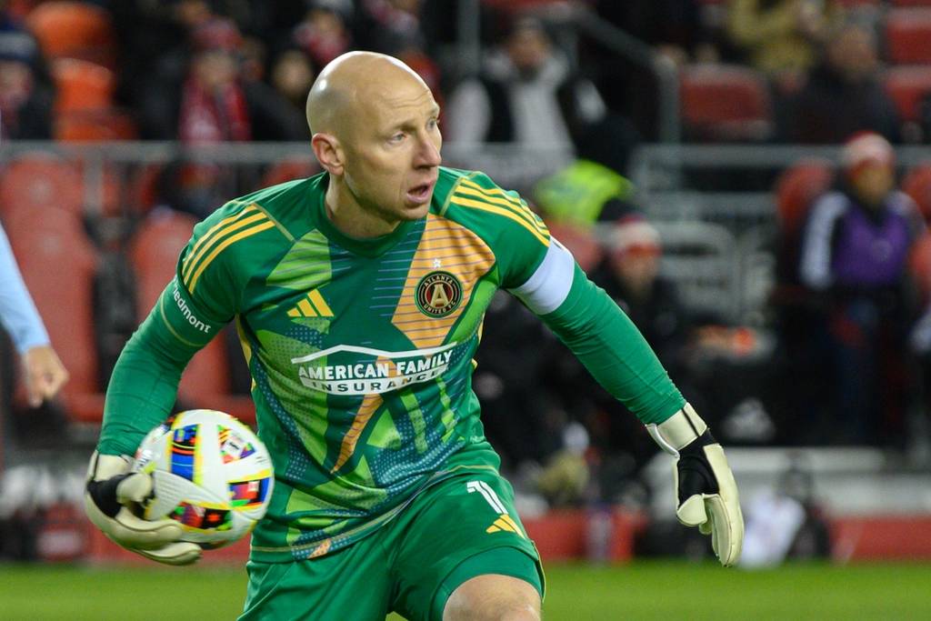 Toronto, ON, Canada -March 23, 2024: Brad Guzan #1 goalkeeper of the Atlanta United keeps the ball during the MLS Regular Season match between Toronto FC (Canada) and Atlanta United (USA) at BMO