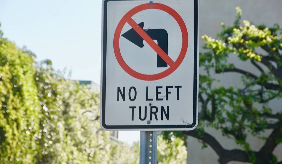 La ciudad de Atlanta está probando un programa piloto de «no girar a la izquierda» en la calle Krog &#8211; pero no es actualmente una ley permanente