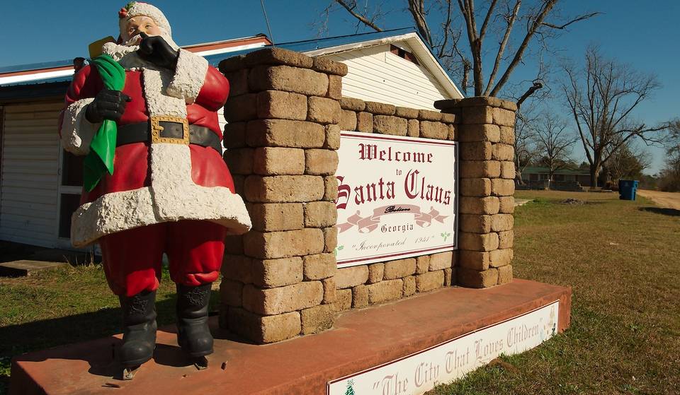 This Tiny City Just 3 Hours From Atlanta Is Legitimately Named Santa Claus, Georgia — And No, We’re Not Messing With You