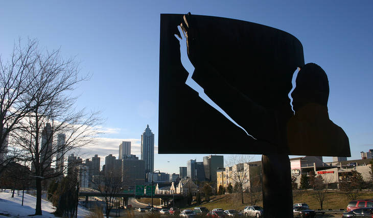 Diez maneras de celebrar y honrar el Día de Martin Luther King Jr. en Atlanta, la ciudad natal del héroe de los derechos civiles.