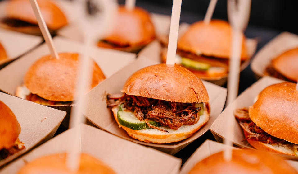 La 25.ª edición del festival gastronómico Taste Of Atlanta vuelve esta primavera para celebrar un cuarto de siglo de los mayores iconos culinarios de la ciudad. Aquí tienes todo lo que necesitas saber. 
