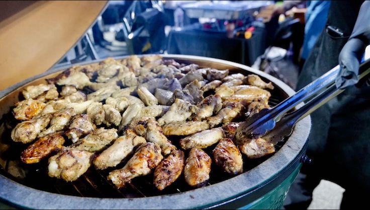 Alitas cocinadas a la parrilla