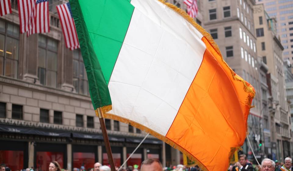 Entre Atlanta y Savannah hay una pequeña ciudad que lleva el nombre de Dublín, Irlanda, conocida como «la ciudad esmeralda» y famosa por ser el lugar donde Martin Luther King Jr. pronunció su primer discurso.