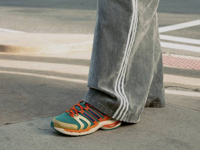 rainbow sneaker