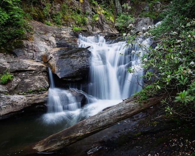 A view of Duke's Creek Falls in Helen, Georgia.