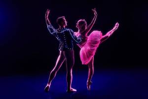 Adéntrate en un cuento de hadas: el nuevo «Ballet of Lights» inmersivo de Atlanta cuenta con imágenes luminosas de 360 grados