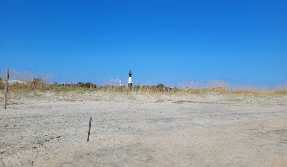 One of the country’s top 26 best beaches is a laid-back, family-friendly destination just 4 hours from Atlanta — sandy beaches, 200+ bird species, rich history &amp; more