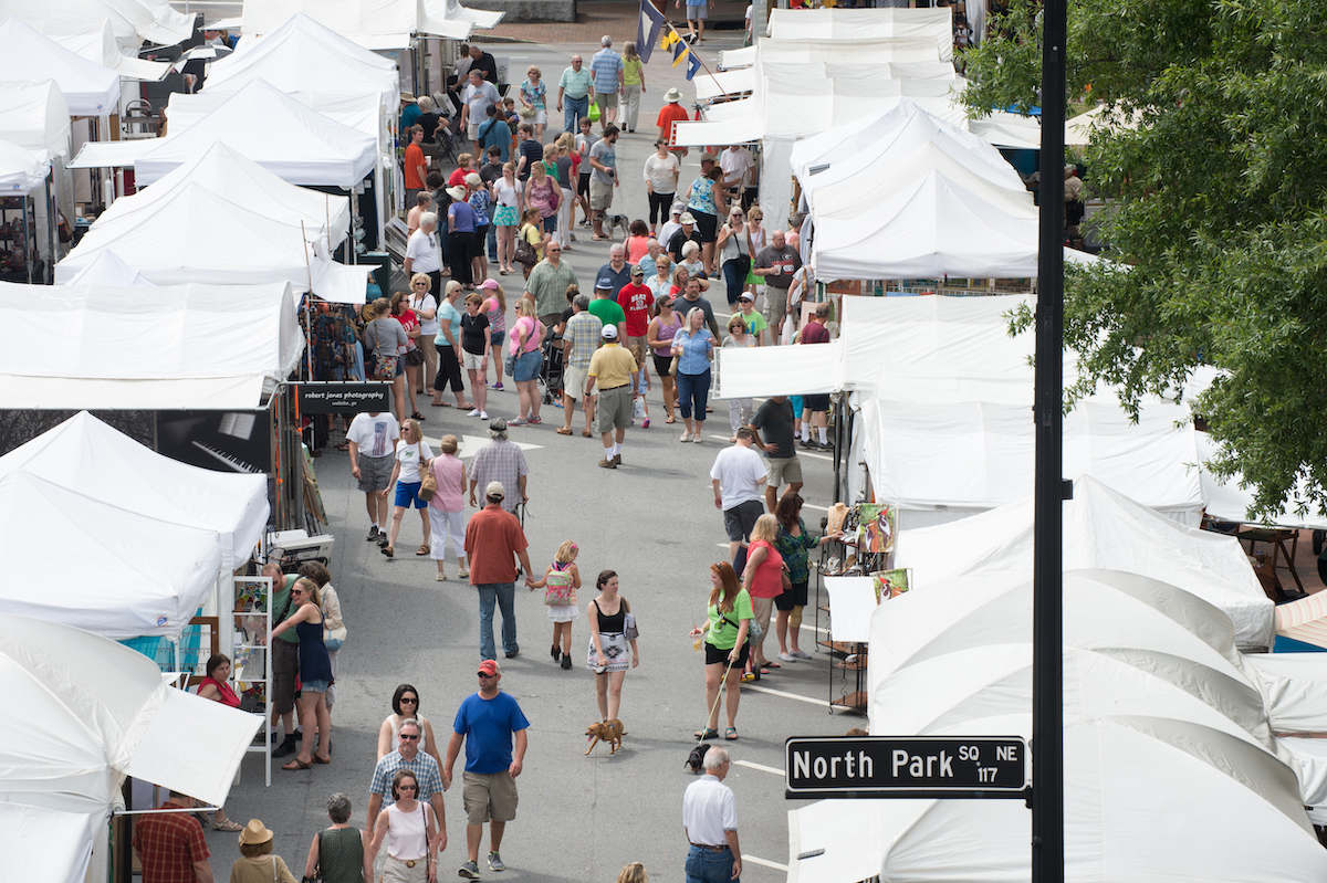 One of the top 15 best fine art festivals in the U.S. is a 3-day, free-admission art festival in Marietta Square & it’s happening this weekend — 220+ fine artists, make-and-take kids crafts, live music, local food & more