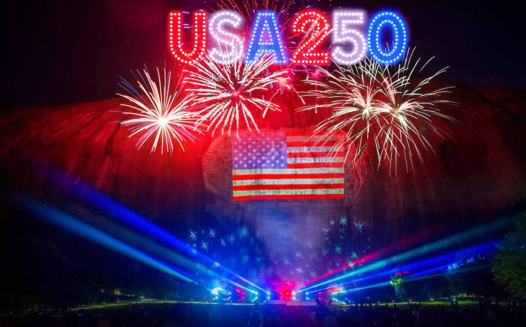 espectáculo de luces a gran escala «America 250»