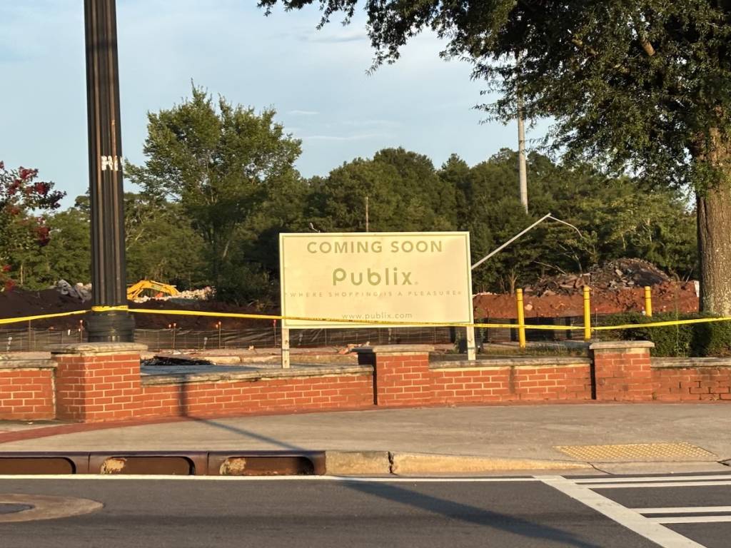 Cartel de «Publix: próximamente»