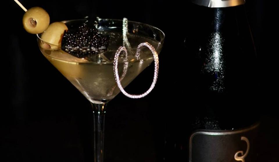 Forget the olives: Atlanta’s $10,000 martini experience comes with a breathtaking 5-carat natural diamond necklace in 14K white gold