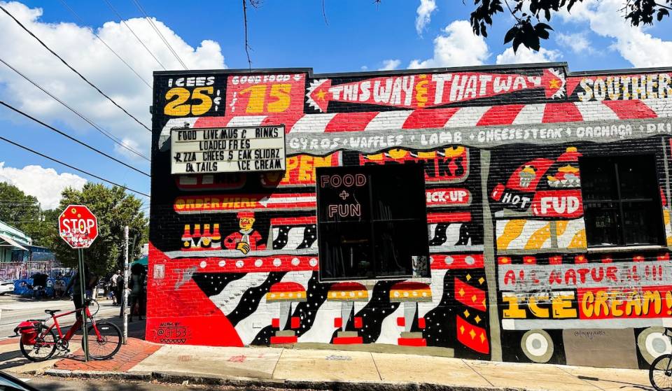 El «Brooklyn» de Atlanta es un barrio moderno y artístico escondido en la zona este de ATL, repleto de negocios independientes, cafés artesanales y los mejores bares de barrio de la ciudad.