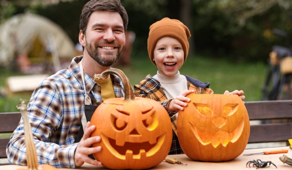 El Jardín Botánico de Atlanta celebra el Gran Festival del Talla de Calabazas: miles de calabazas, un concurso de tallado de calabazas para aficionados, una película clásica y mucho más