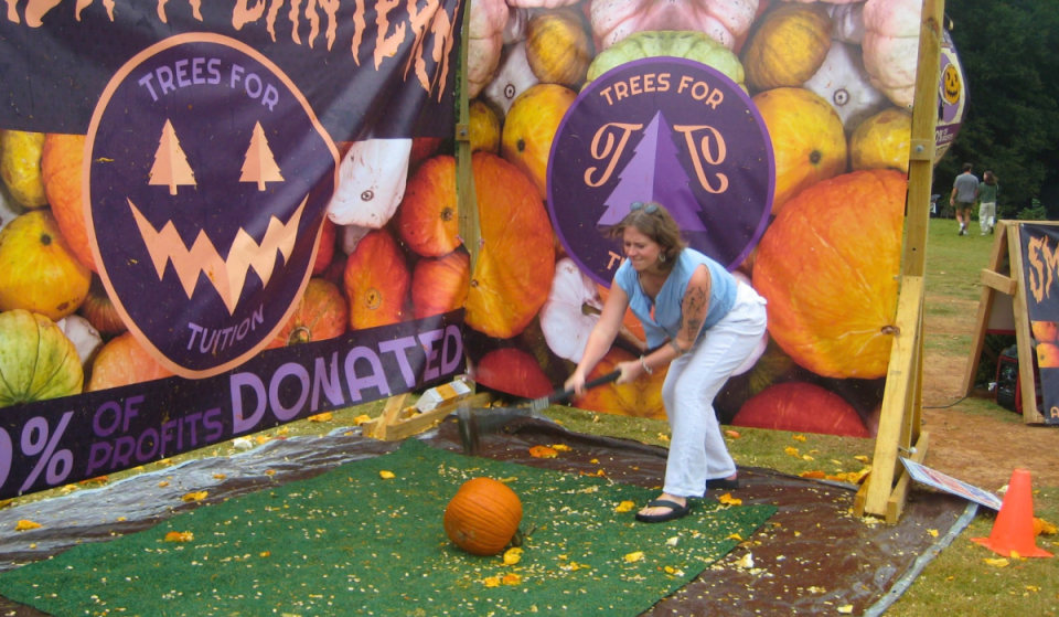 El enorme festival de otoño gratuito de dos días de Candler Park se apodera de Atlanta este fin de semana: más de 130 puestos de artesanía, aplastamiento de calabazas, música en directo, atracciones divertidas y mucho más.