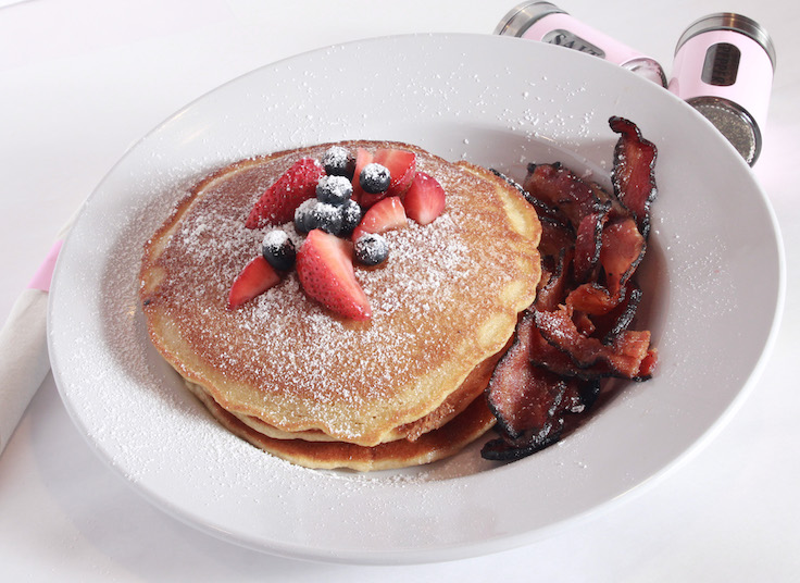 desayuno con tortitas