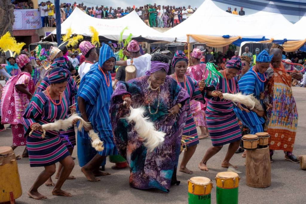 A music dance group entertain the Ogoga of Ikere and guests during the Pulsating annual Odun Oba Festival in Ikere Kingdom, Ekiti State, Nigeria August 3 2024.