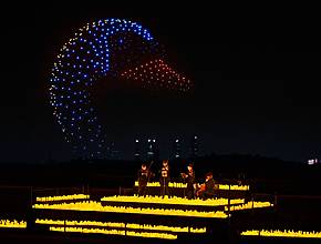 Circuit of the Americas Will Host A Stunning Drone Light Show Over A String Quartet