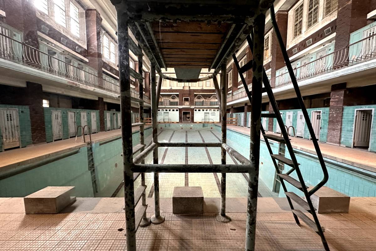 Hubertusbad Lost Place Stadtbad