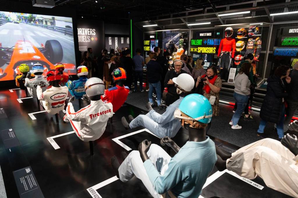 Formula 1®-Fans aufgepasst! Die Königsklasse des Rennsports kommt diesen Herbst mit einer spektakulären Ausstellung nach Deutschland
