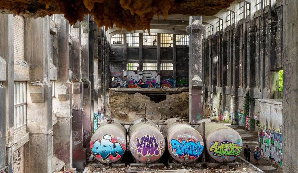 Did you know that just 25 km from Berlin, a 120-year-old chemical plant with more than a dozen buildings served as the backdrop for “The Hunger Games – Part 2”?