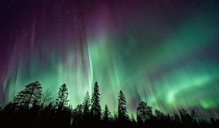 Northern lights over Berlin? Due to an extremely strong solar storm, there is a rare chance tonight