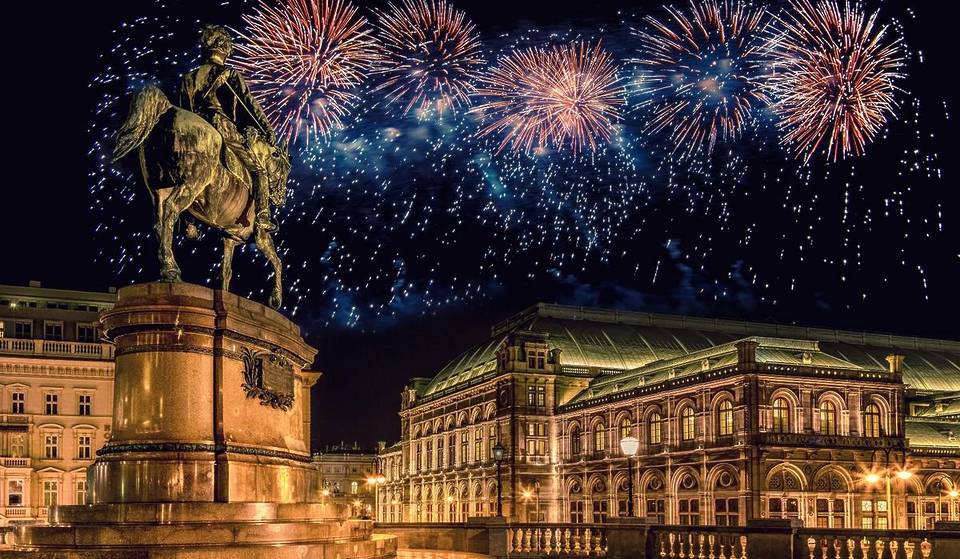 Capodanno 2025 a Berlino: nonostante l&#8217;annullamento della normale festa, qui si terrà il più grande spettacolo pirotecnico d&#8217;Europa &#8211; tutti i dettagli sul programma di quest&#8217;anno!