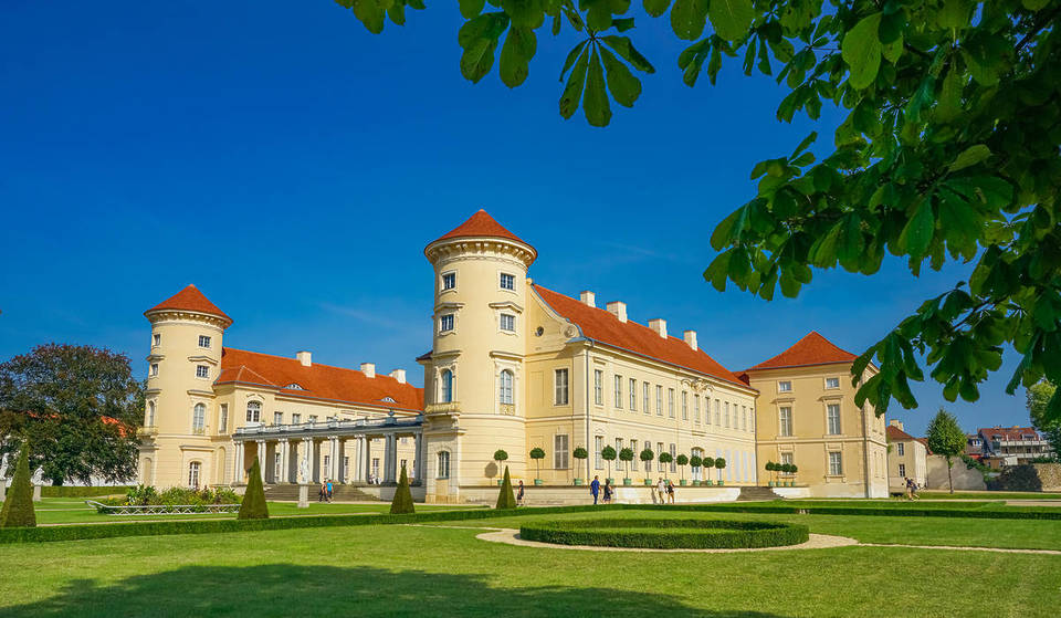 Just 90 minutes from Berlin lies this Brandenburg fairytale castle, which is considered the model for the famous Sanssouci Palace and where the Prussian king spent his happiest years.