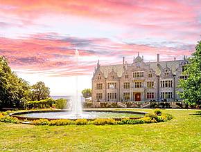 À seulement 3 heures de Berlin, tu peux découvrir l&rsquo;un des joyaux de la Renaissance allemande et l&rsquo;un des plus grands parcs paysagers de Thuringe (160 hectares), marqué par Brahms, Schumann et Liszt.