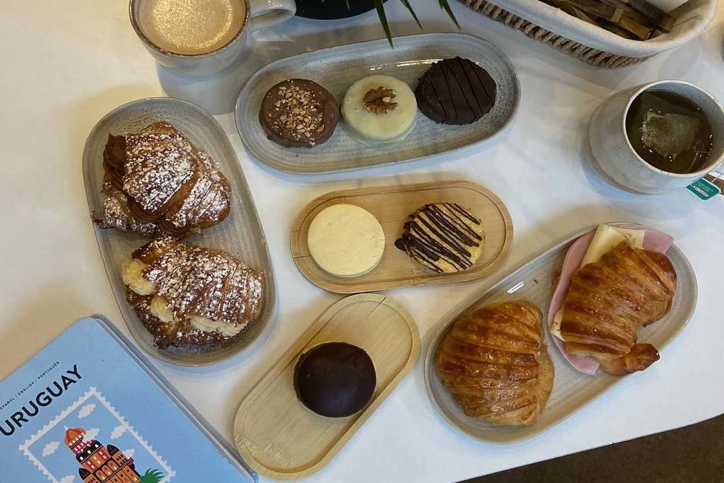 Das „kleine Buenos Aires“ mitten in Berlin: Dieses Schöneberger Café katapultiert euch direkt nach Südamerika – mit den besten hausgemachten Alfajores und Medialunas der Stadt!