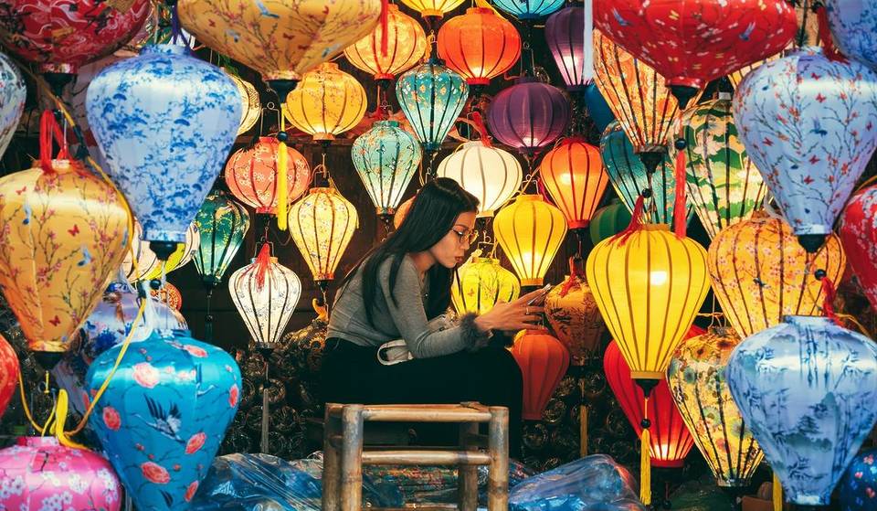 Au cœur de Berlin se trouve le plus grand marché asiatique d&rsquo;Europe avec 6 halles colorées qui vous transportent directement à Hanoï avec ses odeurs et ses bruits.