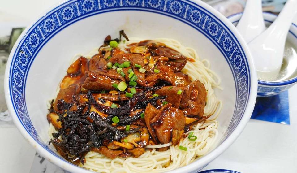 Der neueste Shanghai-Food-Hotspot der Stadt: Authentische chinesische Küche mit modernem Twist – von handgezogenen Nudeln über Dim Sum und Bao Buns bis hin zu Kuchen &amp; Teekultur