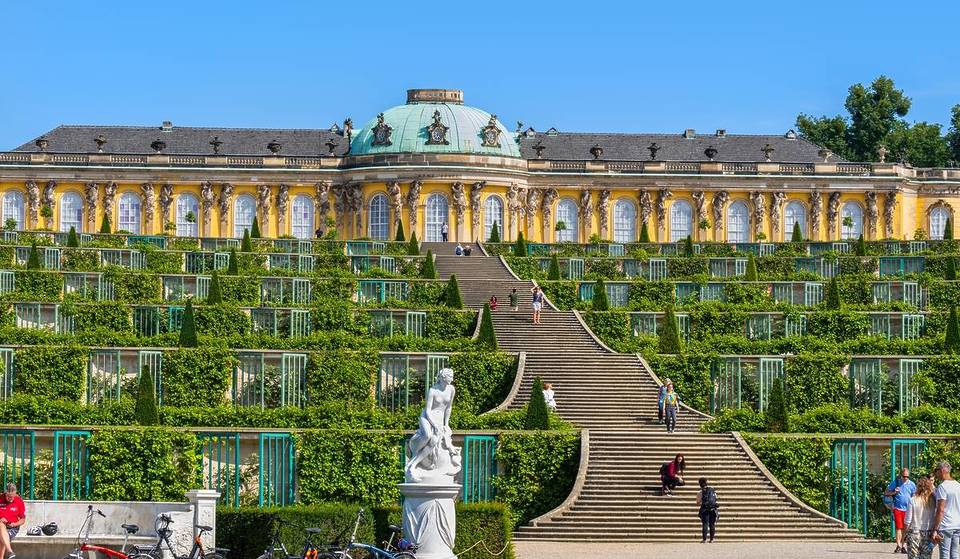A solo 40 minutos de Berlín se encuentra uno de los parques más bonitos de Europa, con un palacio real de casi 300 años de antigüedad: el «Versalles prusiano».