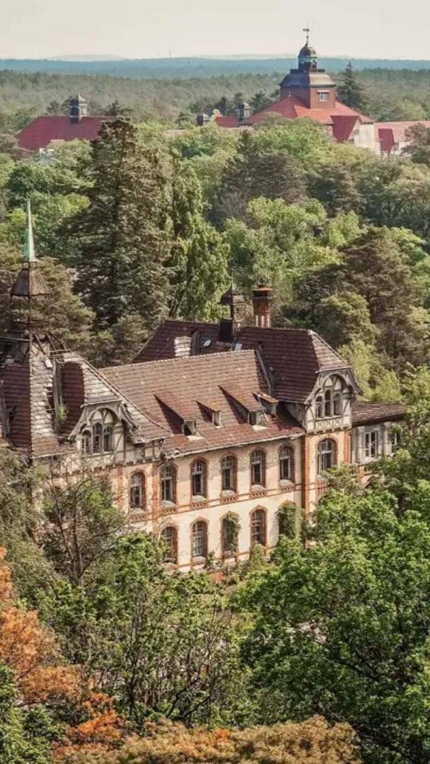 Just 45 minutes from Berlin lies what was once Germany’s most famous sanatorium for lung diseases, with over 60 buildings, which also served as the setting for “The Pianist”