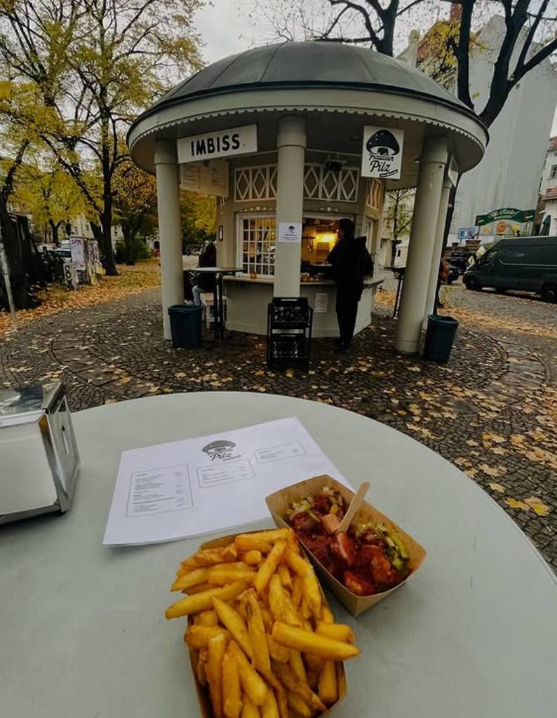 Fräulein Pilz am Richardplatz in Rixdorf