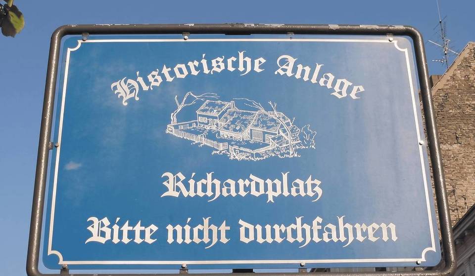 Nel cuore di Berlino, questo incantevole luogo a Neukölln sembra un villaggio medievale: la sua incredibile storia risale al XIV secolo.