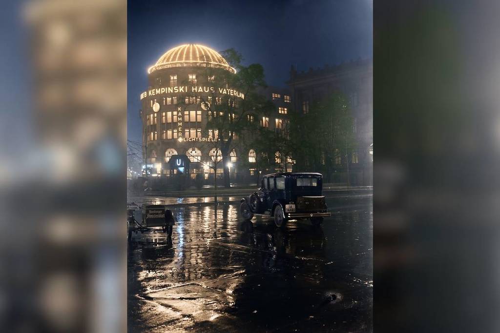 Haus Vaterland aan de Potsdamer Platz in Berlijn (1928 - 1976), ingekleurd als kleurenfoto.