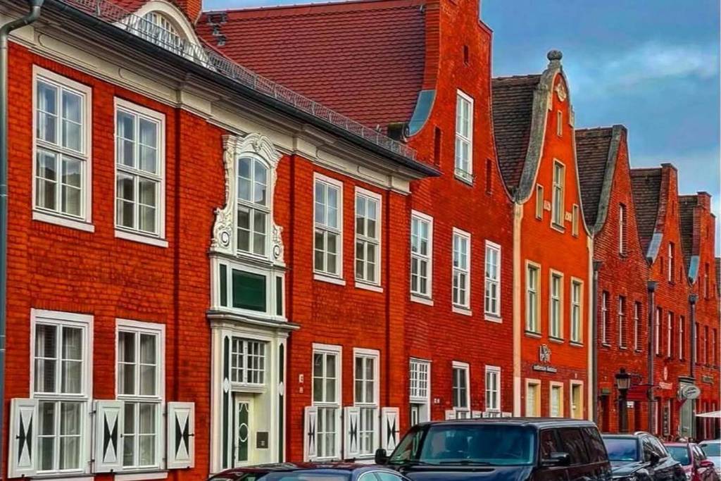 Dutch Quarter